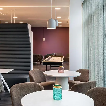 Elaya Aparthotel 4*