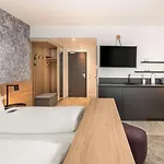Aparthotel Elaya Augsburg, Trademark By Wyndham 4*